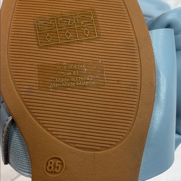 NWT Journee Collection Women Fayre Light Blue Faux Leather Slide Sandal Size 8.5 - Picture 7 of 8